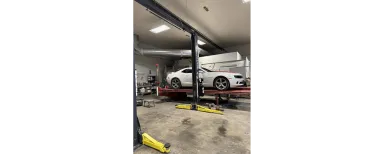 Alex's Paint & Auto Body LLC